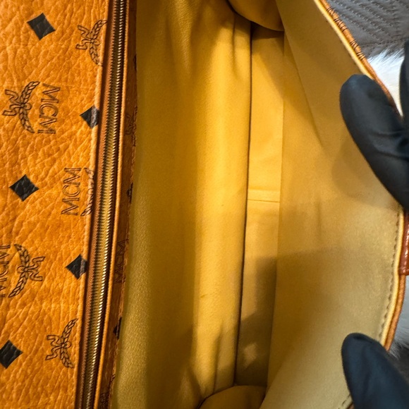 🔥SEND OFFER🔥MCM Tan and Brown Briefcase with Iconic Monogram - Picture 11 of 13